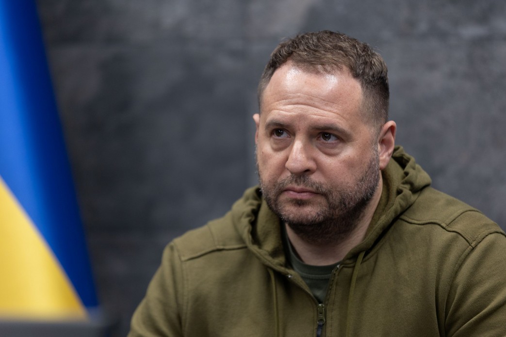 Ексголова ОП Єрмак може готуватися до втечі з України