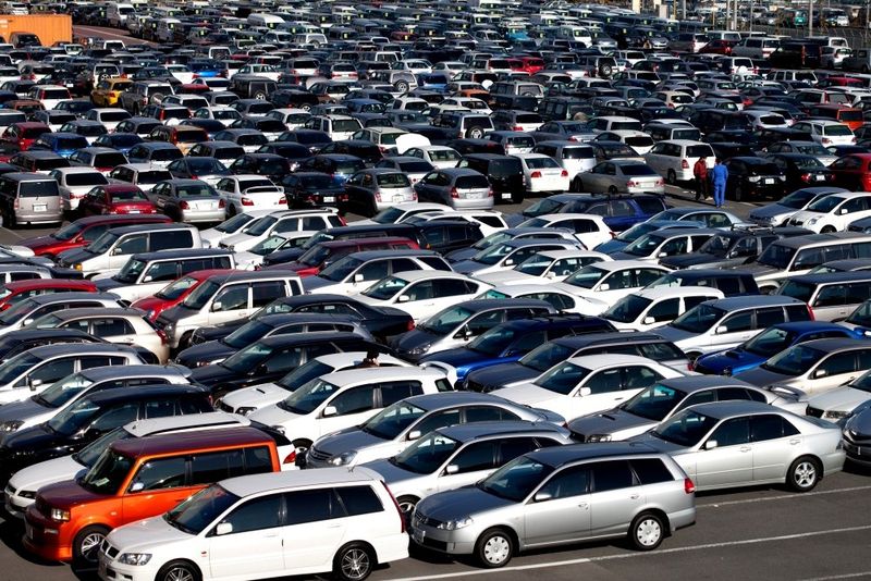 ЄС продовжить виробництво нових авто з ДВЗ після 2035 року