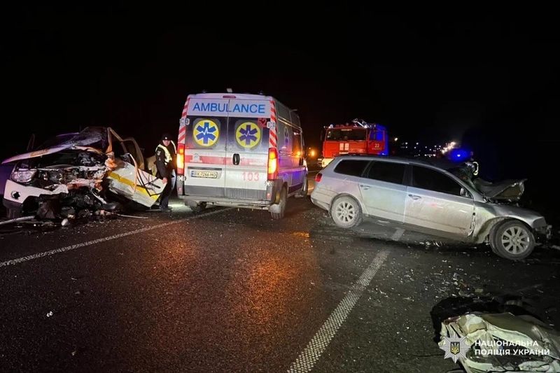 У ДТП загинув 34-річний водій, двоє людей у лікарні