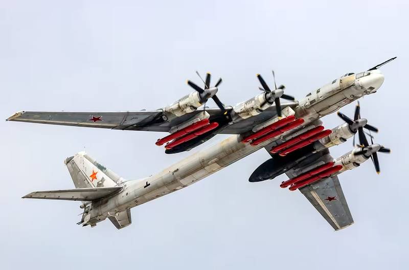 Окупанти підготували 4 літаки стратегічної авіації до удару по Україні