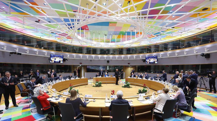 ЄС прийняв рішення виділити 90 млрд євро для України