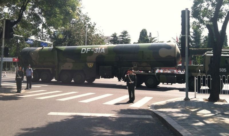 Китай розмістив понад 100 ядерних міжконтинентальних ракет у шахтах та готується до загострення конфронтації з США, — Newsweek