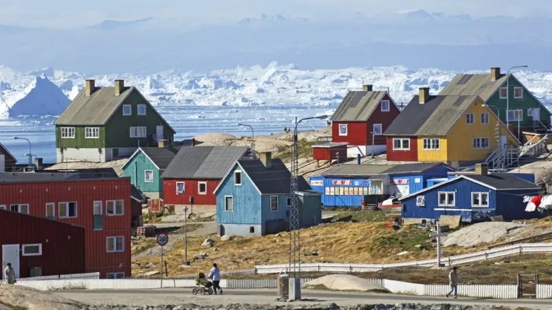 Данські війська готові дати відсіч  вторгненню в Гренландію