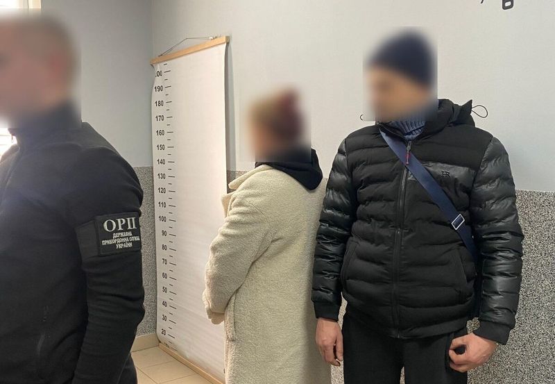 Щоб уникнути служби, одружився з падчеркою