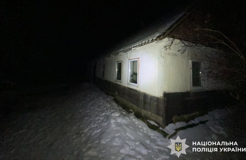 Поліцейські Козятина затримали фігуранта, який завдав ножових поранень брату