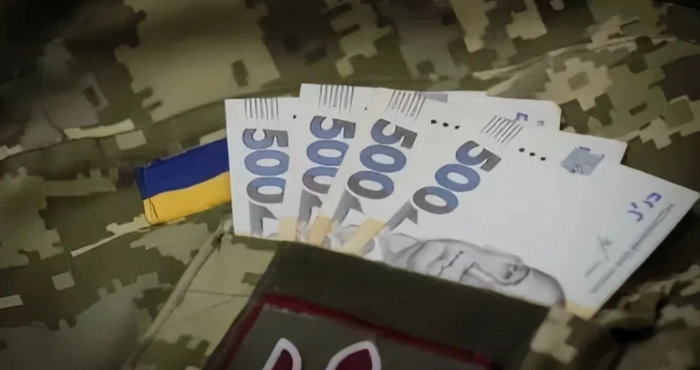Зросли розміри виплат за нові контракти в ЗСУ