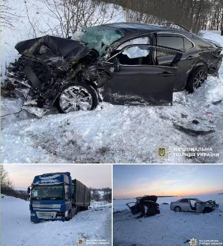 Поліція Вінниччини розслідує обставини двох ДТП, в яких травмувалися шестеро людей