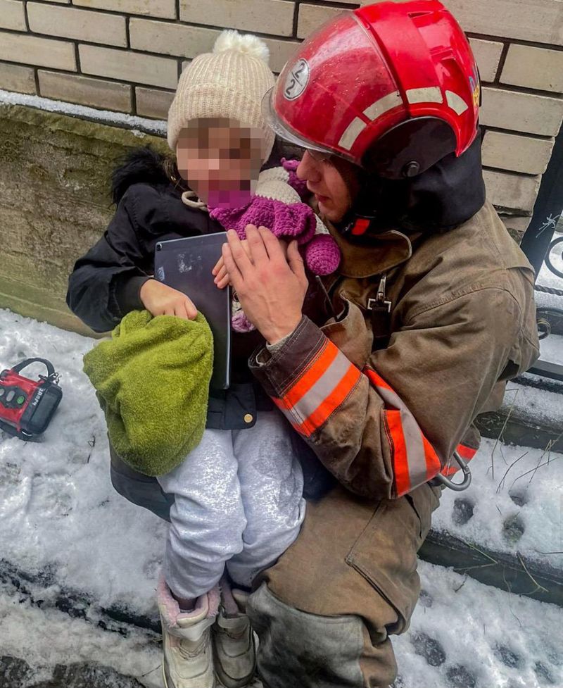 Двох дітей врятували – пожежа у багатоповерхівці Вінниці