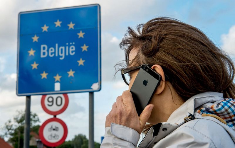 Із 1 січня українці в ЄС можуть дзвонити, писати SMS і користуватися інтернетом за домашніми тарифами без доплат.