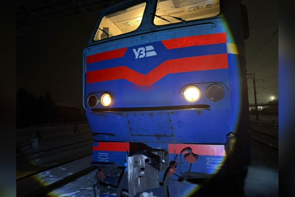 Під колесами поїзда у Жмеринці загинув літній чоловік