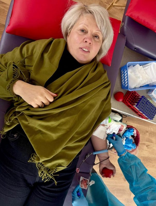 Голова РДА Людмила Головашич знову здала кров для поранених