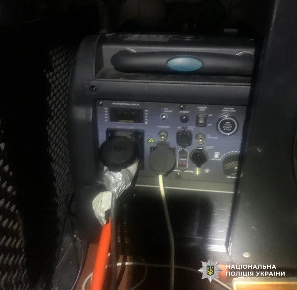 Через генератор на балконі загинула родина