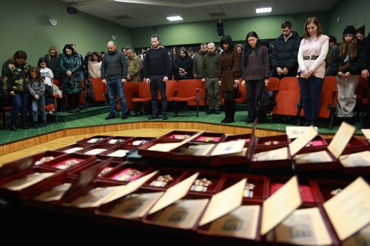 Родини загиблих захисників та діючі військовослужбовці отримали державні нагороди