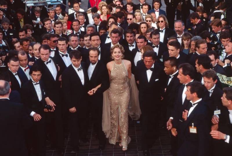 Він одягав Елізабет Тейлор та принцесу Діану. Дизайнер Valentino пішов із життя