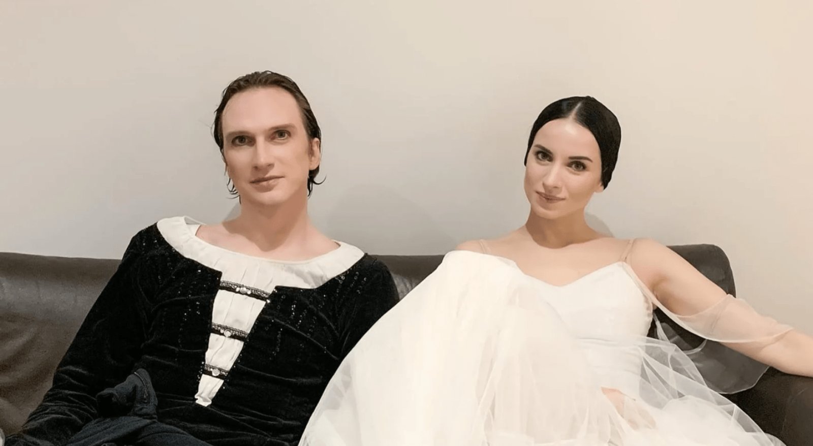 Українському артисту балету скасували бронь після участі в “Лебединому озері”