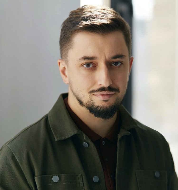 Використання московськими попами української церковної літератури і розпочалися перші заборони української мови.