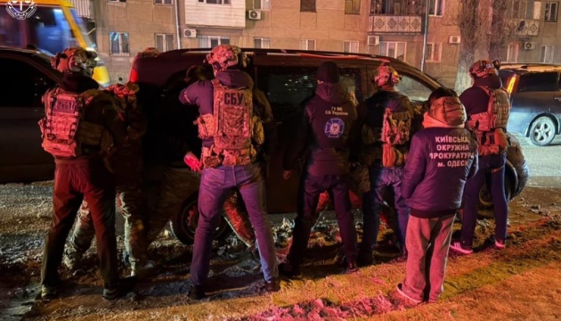 В Одесі затримали працівників ТЦК, які викрали чоловіка і вимагали $6 тисяч «викупу»