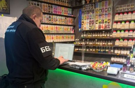 У Вінниці викрили підпільне виробництво рідин для е-сигарет