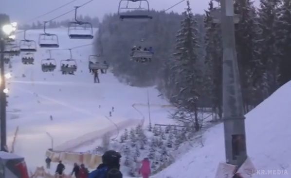 Неочікуване відключення світла у Буковелі