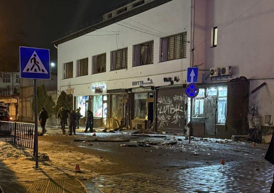 У Львові вночі стався теракт