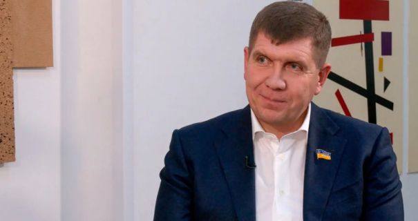 Депутат-хабарник від “Слуги народу” спокійно ходить у парламент