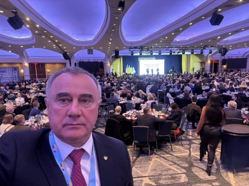 Олександр Домбровський отримав запрошення на вечерю до Трампа