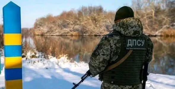 Вінницькі прикордонники нaмaгaлися врятувaти чоловікa, який потонув у Дністрі
