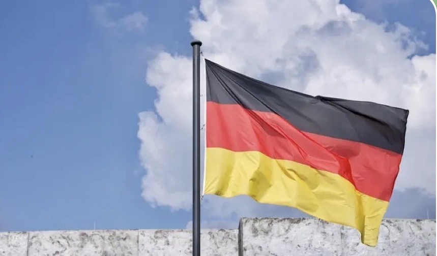 Німеччина має намір захистити оборонні компанії від впливу Китаю та США на фоні трильйонних витрат