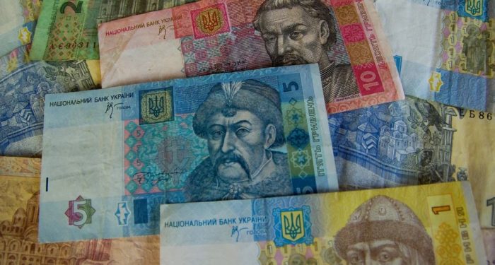 В Україні вилучають з обігу “старі” дрібні гривні