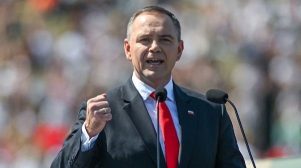 Навроцький підписав новий закон про допомогу українським біженцям