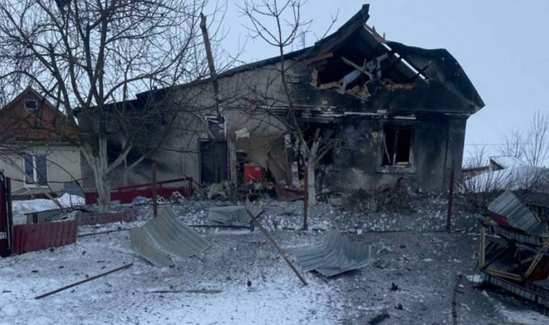 На Теофіпольщині Хмельницької області пошкодило два будинки, чоловіка доправили до лікарні