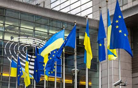 У Європарламенті підтримали кредит для України на 90 млрд євро