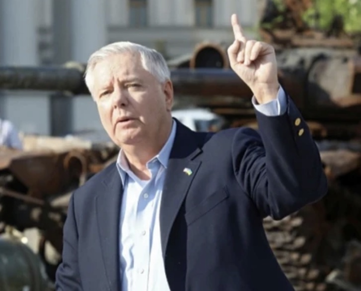 Сенатор Грем просить Трампа озброїти Україну ракетами “Томагавк”