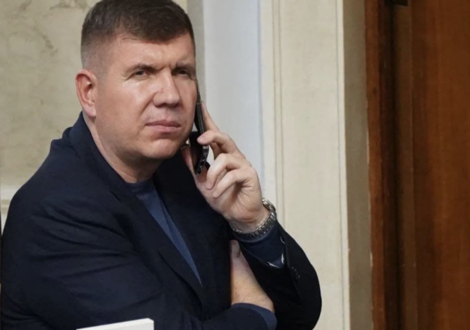 Нардеп керував схемою привласнення та оборудок із землею Академії Наук