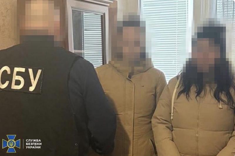 Служила, але ворогу: контрактниця з подругою готувала теракти в Києві та Житомирі