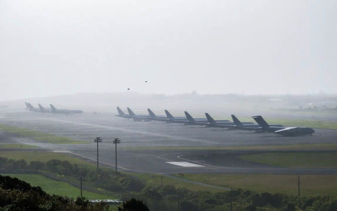 500 військових літаків США зосередили в Європі і на Близькому Сході — при цьому більше 100 літаків прибули тільки на цьому тижні, через ймовірну війну з Іраном.