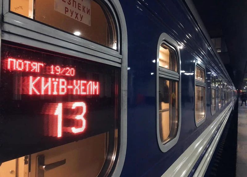 Працівники УЗ організували “бізнес” на пасажирських перевезеннях до Польщі і Молдови