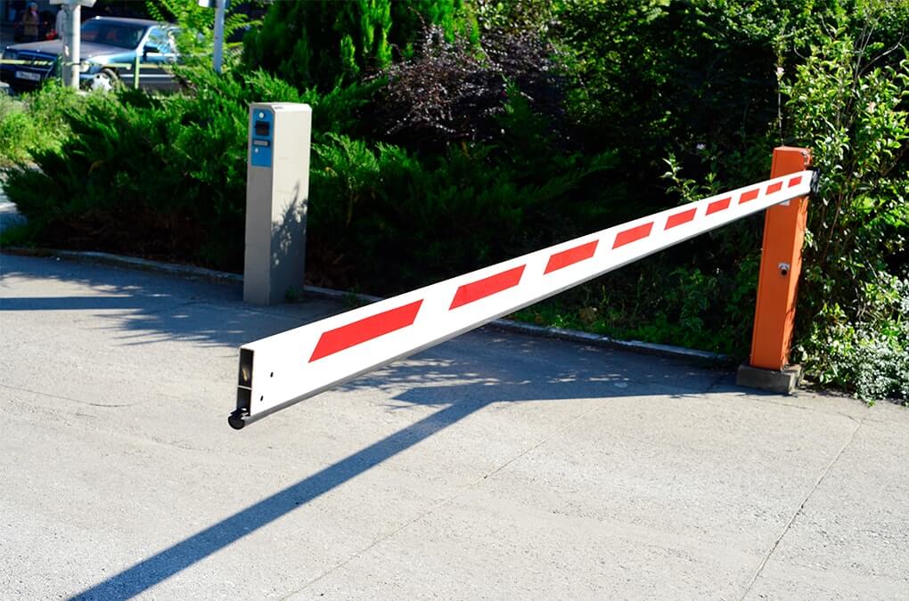 У Вінниці ліквідують самовільно встановлені в дворах блокатори та шлагбауми




														У Вінниці пройшло перше засідання комісії, яка розглядає випадки встановлення у дворах, міжбудинкових проїздах та вулицях міста шлагбаумів і блокаторів із 