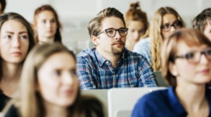 Студенти отримуватимуть до 5820 грн. Курсанти – до 10540. Іменні – 20000