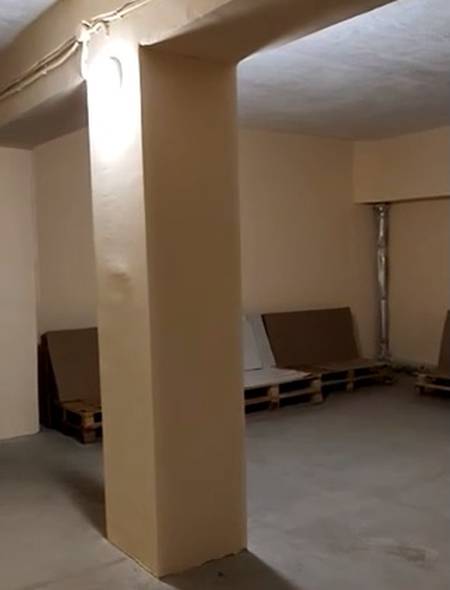 Коли була тривога і обстріли, лише я спустилась у бомбосховище