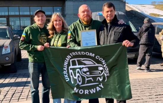 21 автівку українським військовим привезла міська голова столиці Норвегії