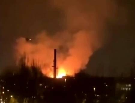 Дрони вдарили по морському порту в Приморську (Ленінградська область) — одному з ключових нафтових терміналів рф на Балтійському морі