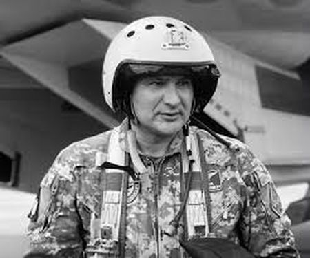 На Східному напрямку загинув пілот, полковник Олександр Довгач – командир 39-ї бригади тактичної авіації, Герой України