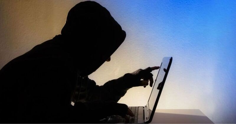 Хотіла допомогти знайомому, але кошти потрапили до рук шахраїв