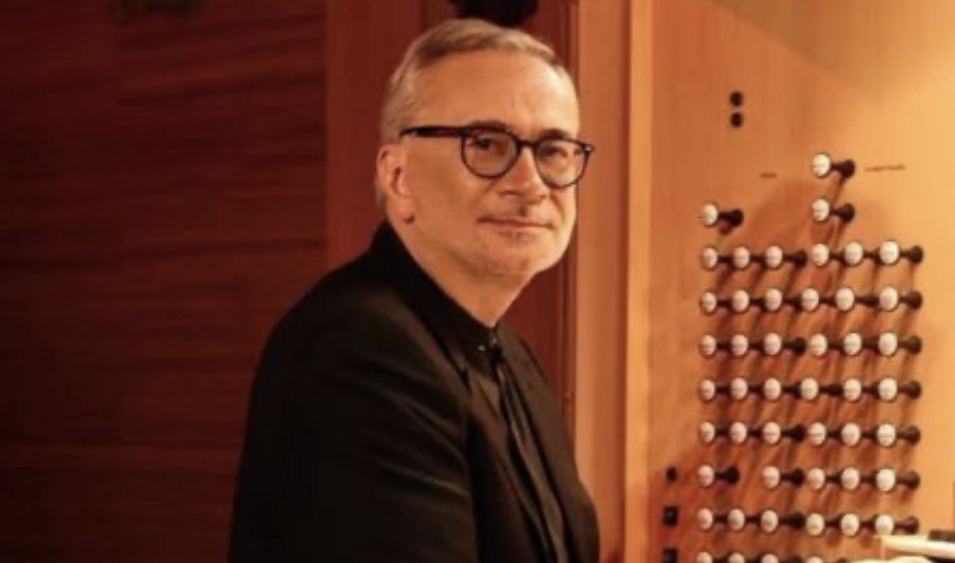 62-річного Меладзе заскочили з молодшою на понад 30 років коханою