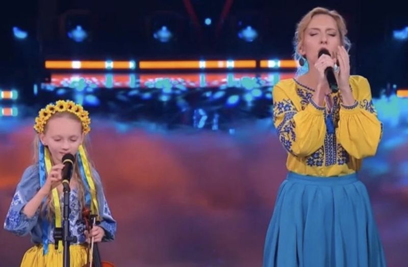 Співачка Ілларія із донькою підкорили популярне італійське шоу