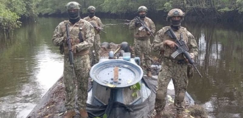 Гігантський наркочовен