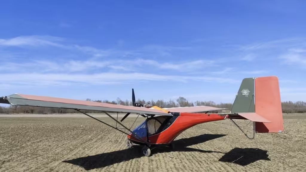 Українець нелегально перетнув кордон з Румунією на легкомоторному літаку