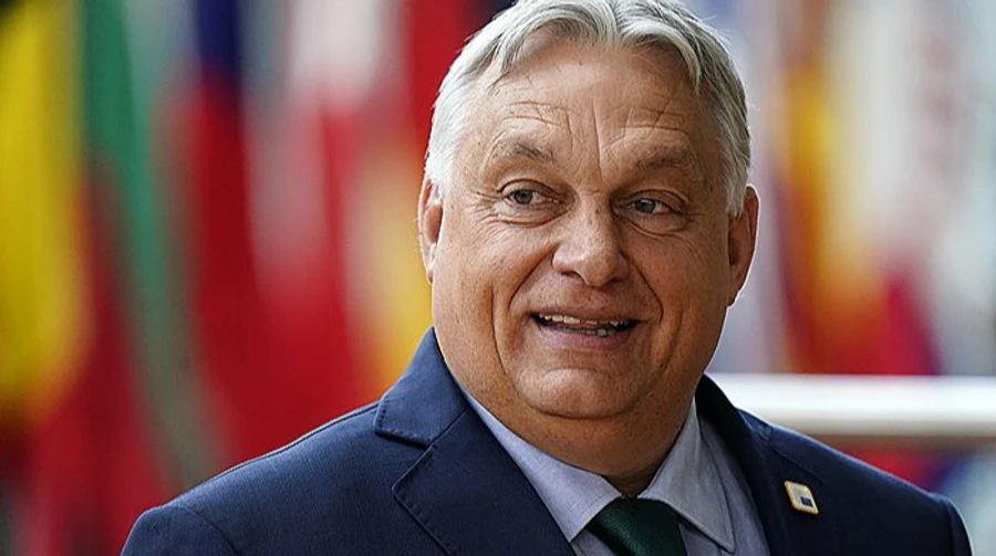 Уряд Орбана схвалив вилучення грошей та золота Ощадбанку