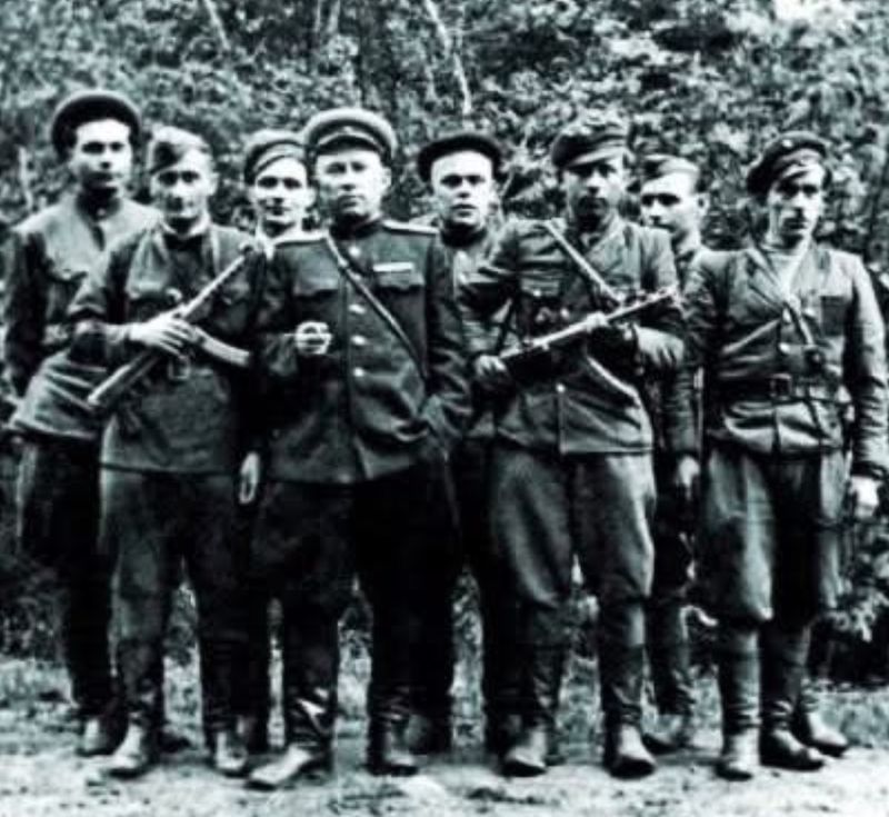 Колишній енкаведист, який у формі бандерівця вбивав мирних людей в Галичині в 40-50-х роках перед смертю прийшов на сповідь до священника